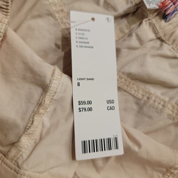 Urban Outfitters Light Sand Khaki Cream Cargo Light Weight Short Sz 8 NWT Beachy - Picture 7 of 8
